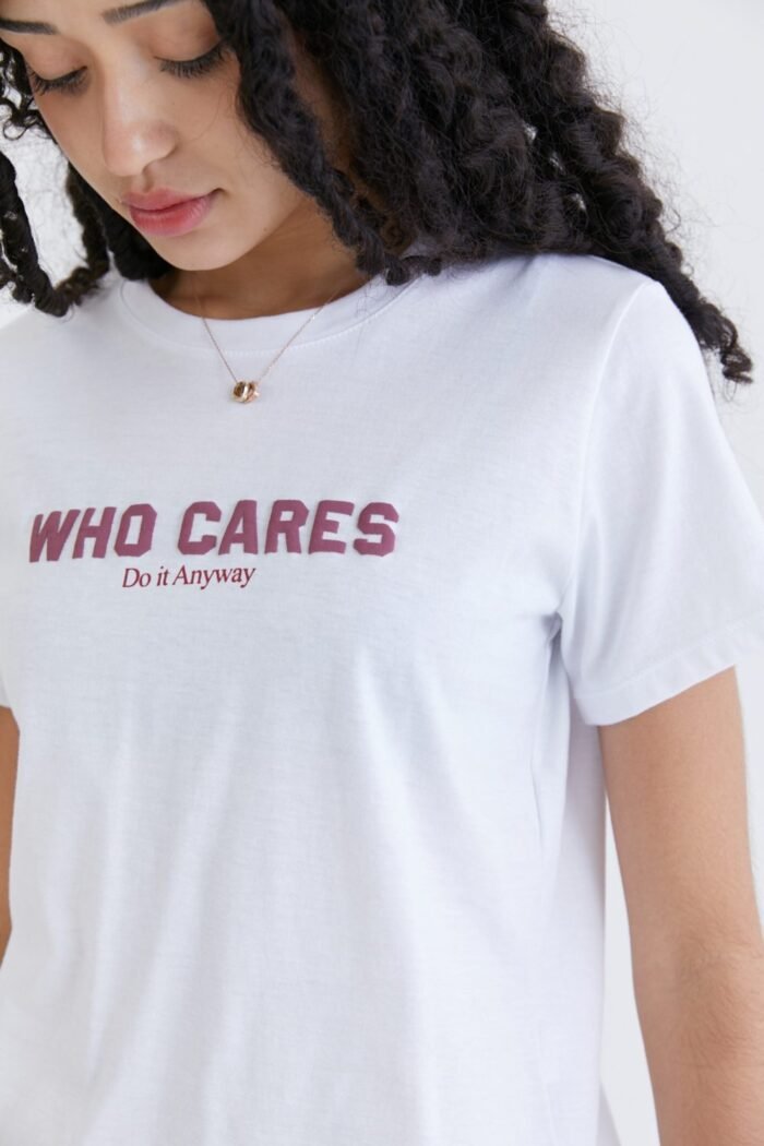 REME WHO CARES FRENTE DET 1000x1500 1